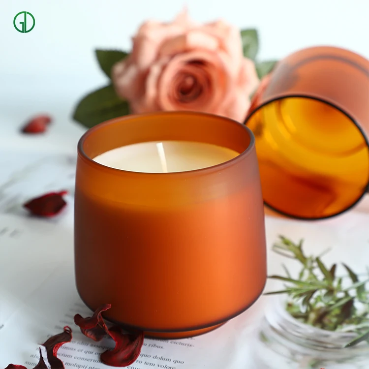 Unique Design Excellent Material Borosilicate Glass Candle Holder Decoration Candlestick Glass Candle Jar