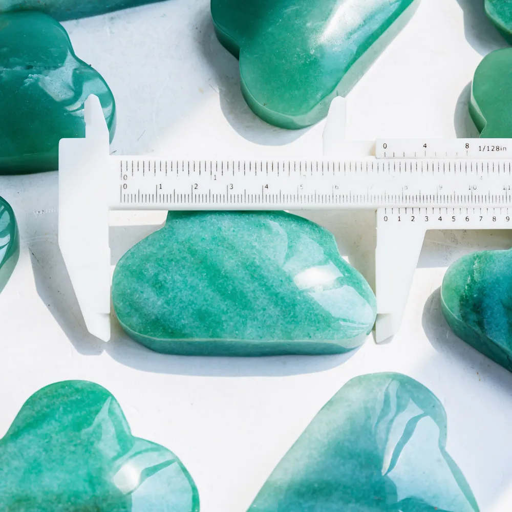 High Quality Crystal Crafts Gemstone Green Aventurine Cloud Crystal Carving Heal
