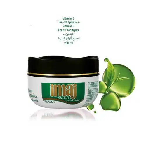 Best Private Label Moisturizing Fruit Beauty Cream Hand Face Silk Lotion