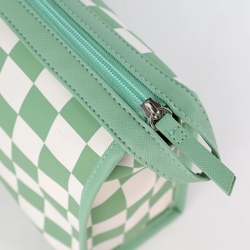 Custom Professional Makeup Travel Organizer Eco Friendly Ladies beauty Checkered Nylon Cosmetic Bag