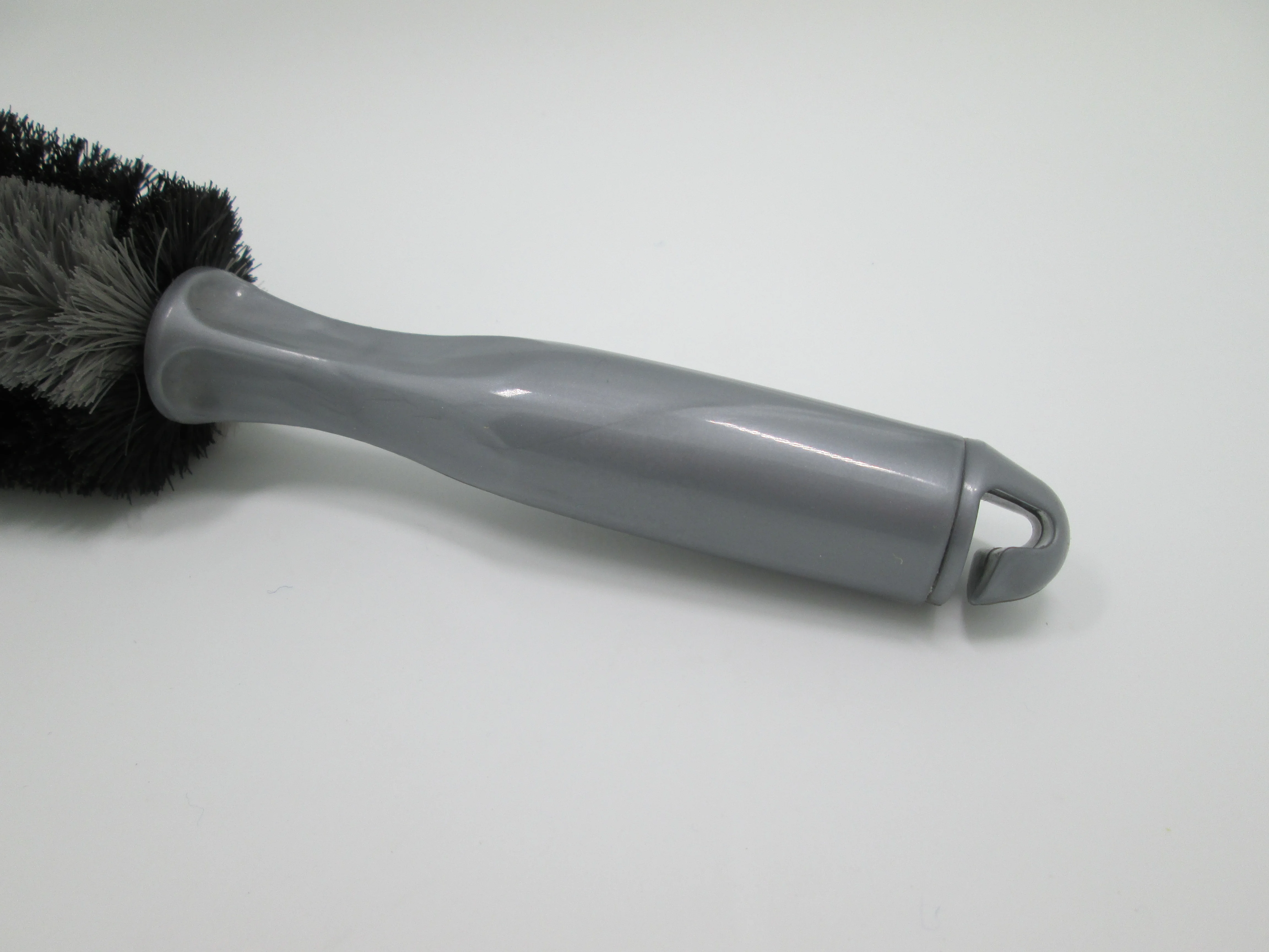 Tire Brush Double Loop Car Wash Van Car Wheel Tire Cleaning Scrubbing Tool Bristle Brush Cleaner