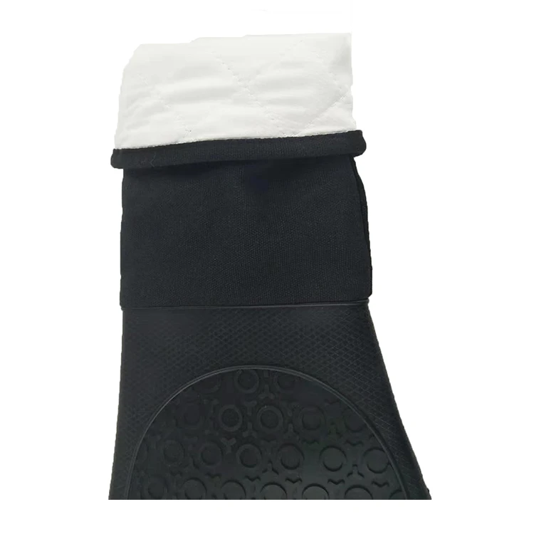 high quality fashionable Black cotton oven mitt Heat Resistant long silicone oven mitts