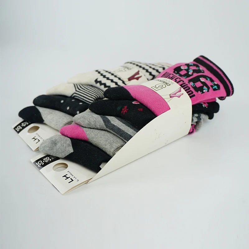 Colorful Stripe Cute Jacquard Women Crew Cotton Four or Five Pairs of Socks