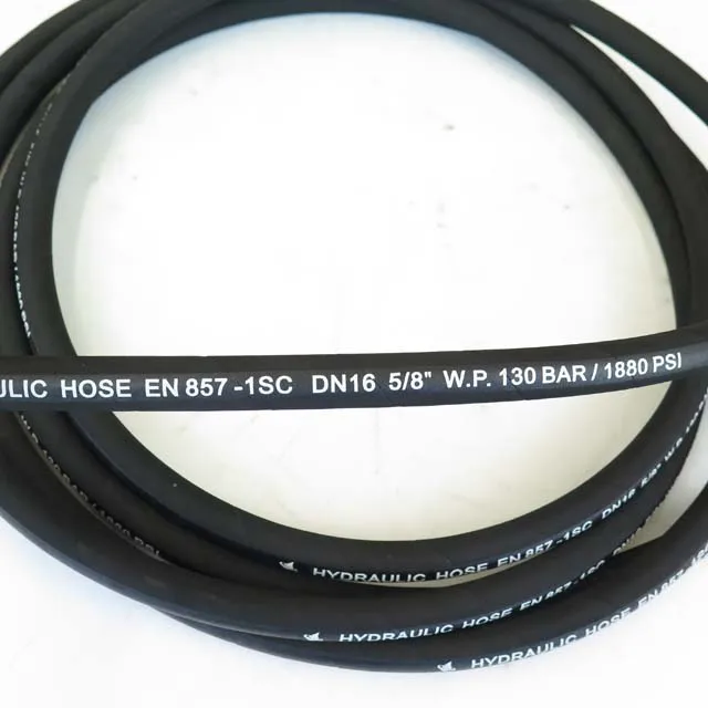 5/8 дюймовый износостойкий гидравлический гибкий шланг из черной резины с одной проволочной оплеткой EN 857 1SC