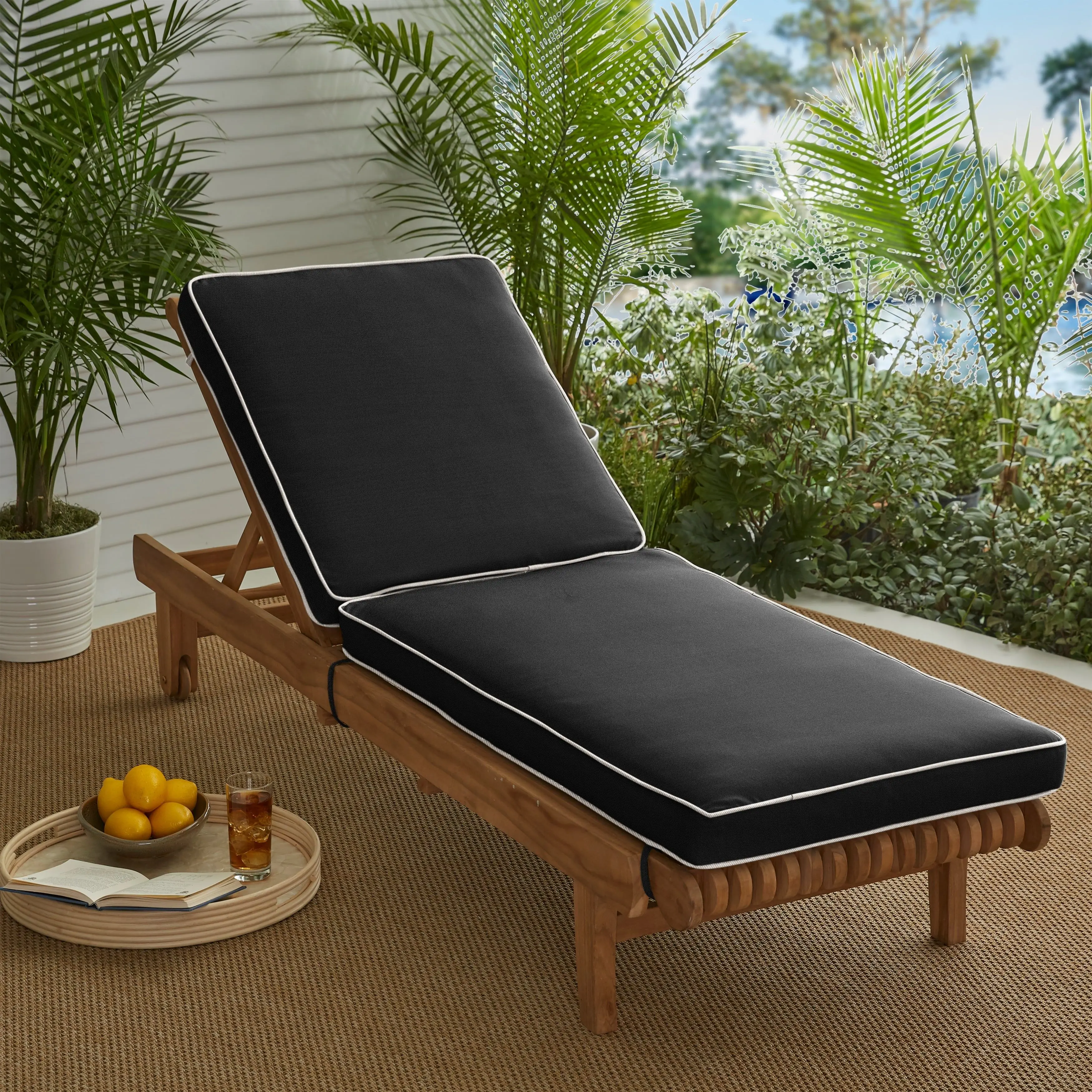 High End Pool Folding Sun Bed Chaise Lounge Poolside Portable Sun Bed Outdoor Beach Villa Lounge Chair Sun Lounger
