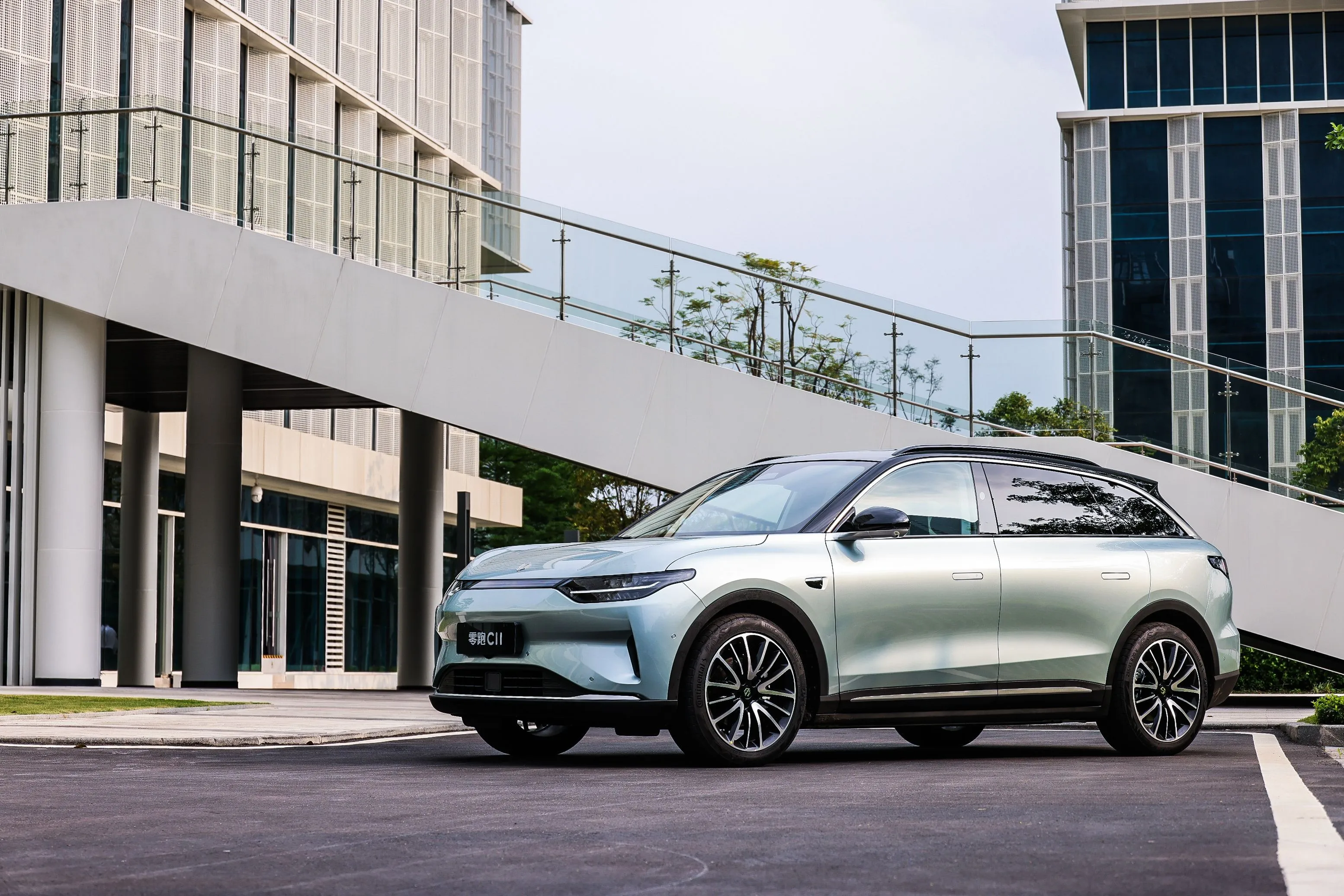 Lingpao C11 2024 EV Electric C11 Extended Range 200 Intelligent Edition  add-on program (Tw)