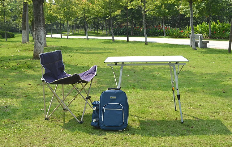 Outdoor Picnic Backpack Bag For 4 Person With Detachable Bottle/Wine Holder Fleece Blanket