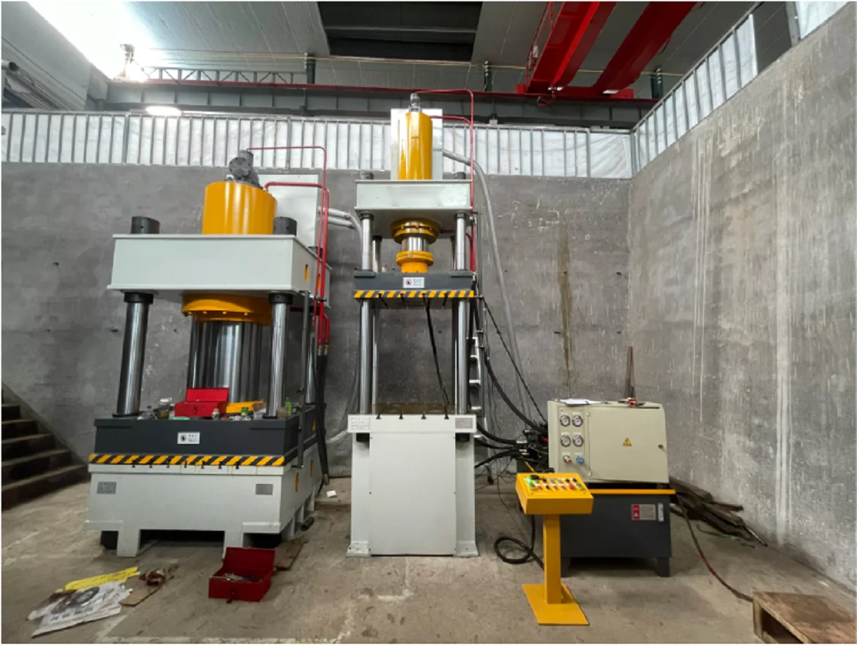 Deep Drawing Four Column Hydraulic Press Machine Animal Salt Lick Blocks Making Machine From Factory