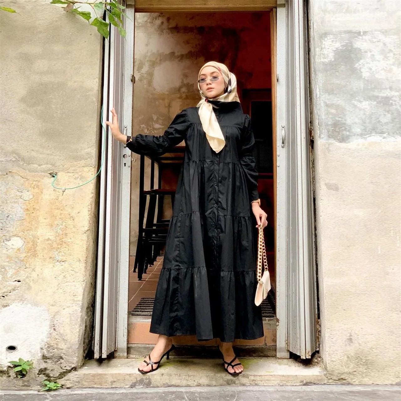 2024 Elegant Long Muslim Dress Solid Pleated Indonesia Dress Matched Cotton Loose Comfortable Wedding Dresses Muslim
