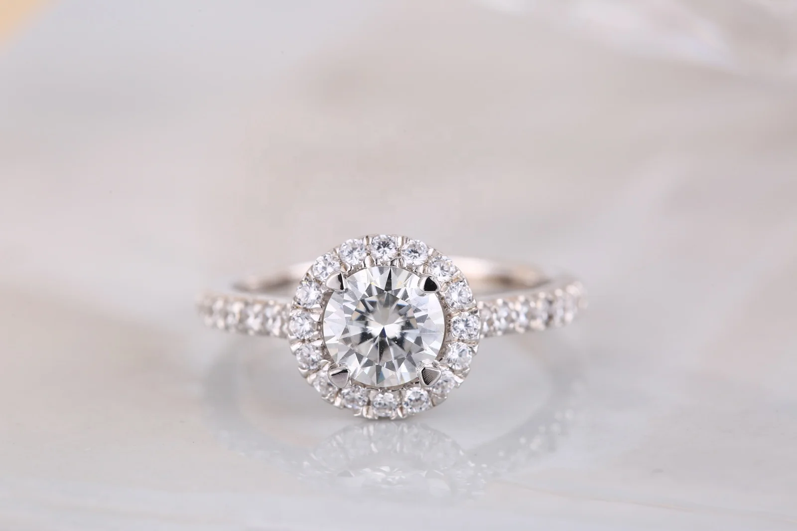 Zuanhuijewelry роскошная круглая установка 1-3ct DEF Муассанит кольцо из стерлингового серебра 925 женская одежда на каждый день серебряные модные ювелирные