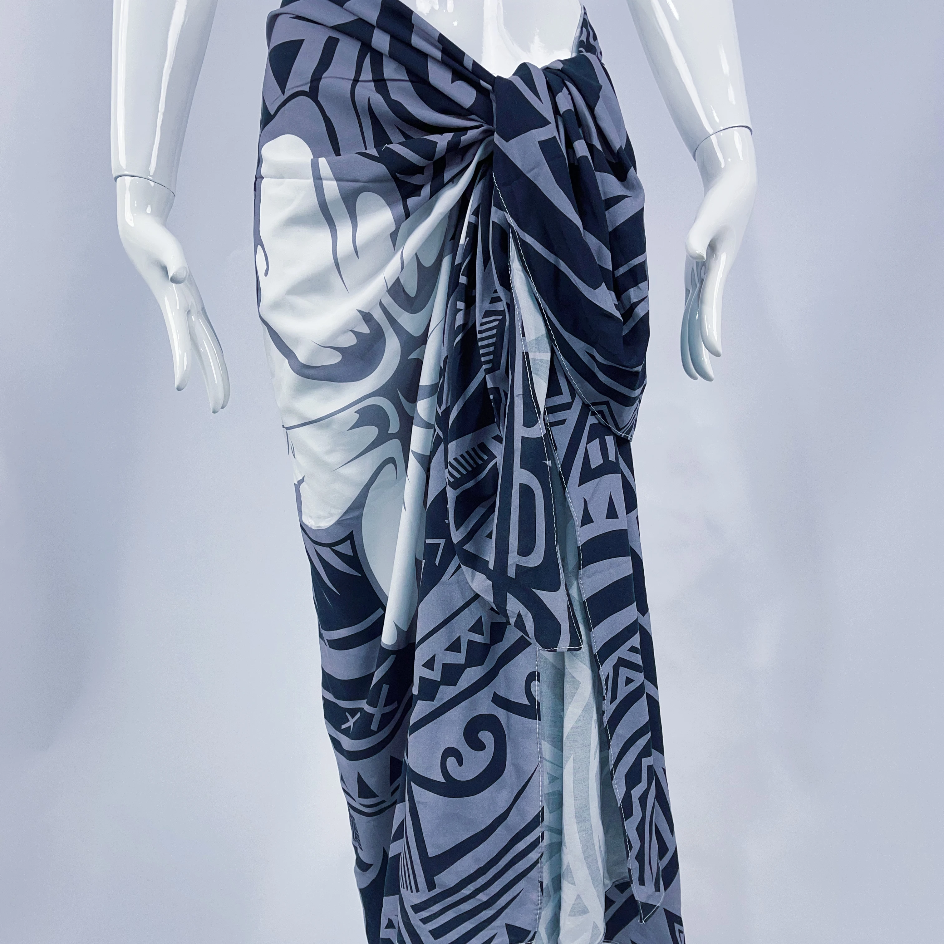 2024Best-Selling Hibiscus flower Sarongs Wholesale Factory Supply Embellished Hawaiian Lavalava sarong Top Quality Beach Sarong