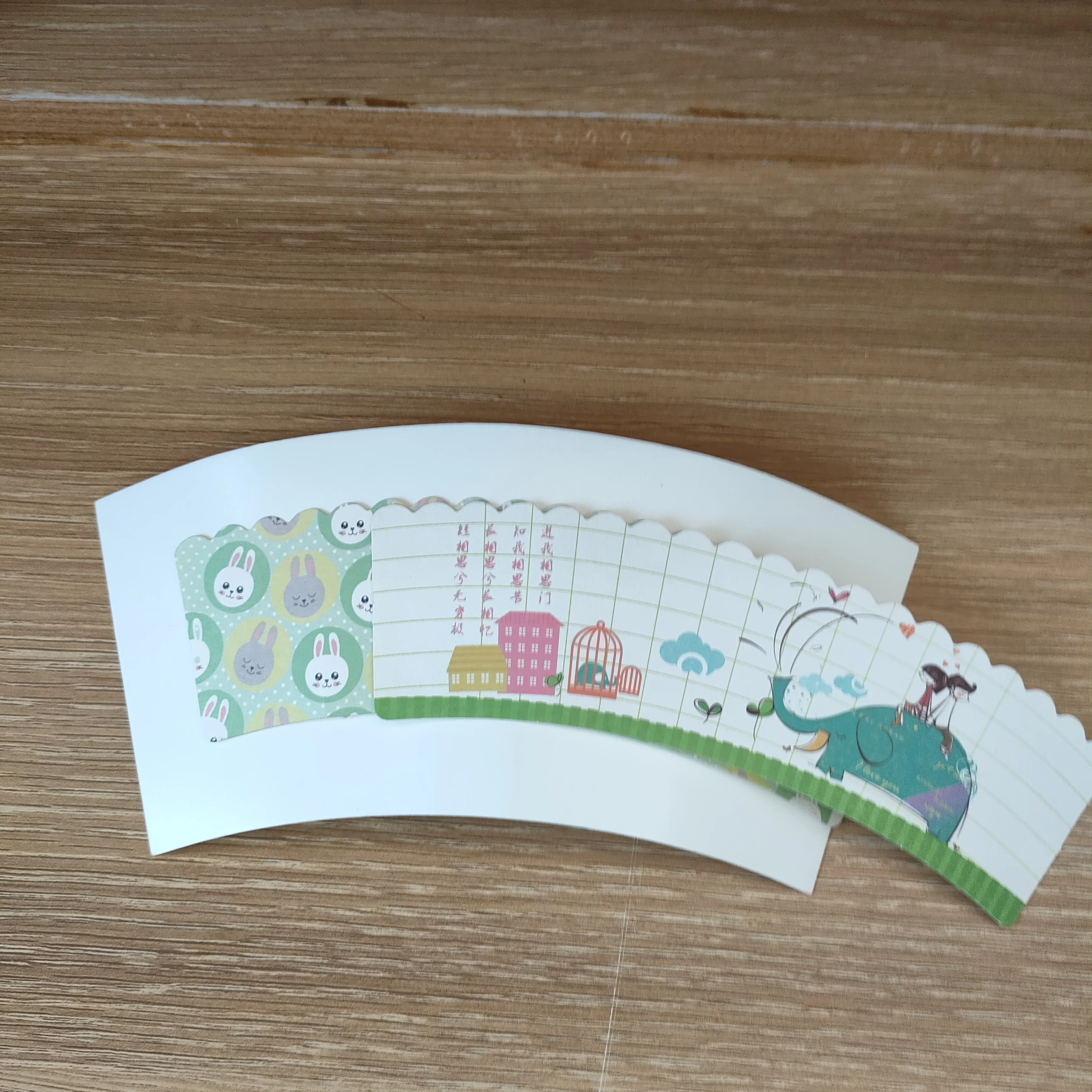 Customized Color Single Wall Paper Cups for Hot Water Tea Coffee Glass with Lids