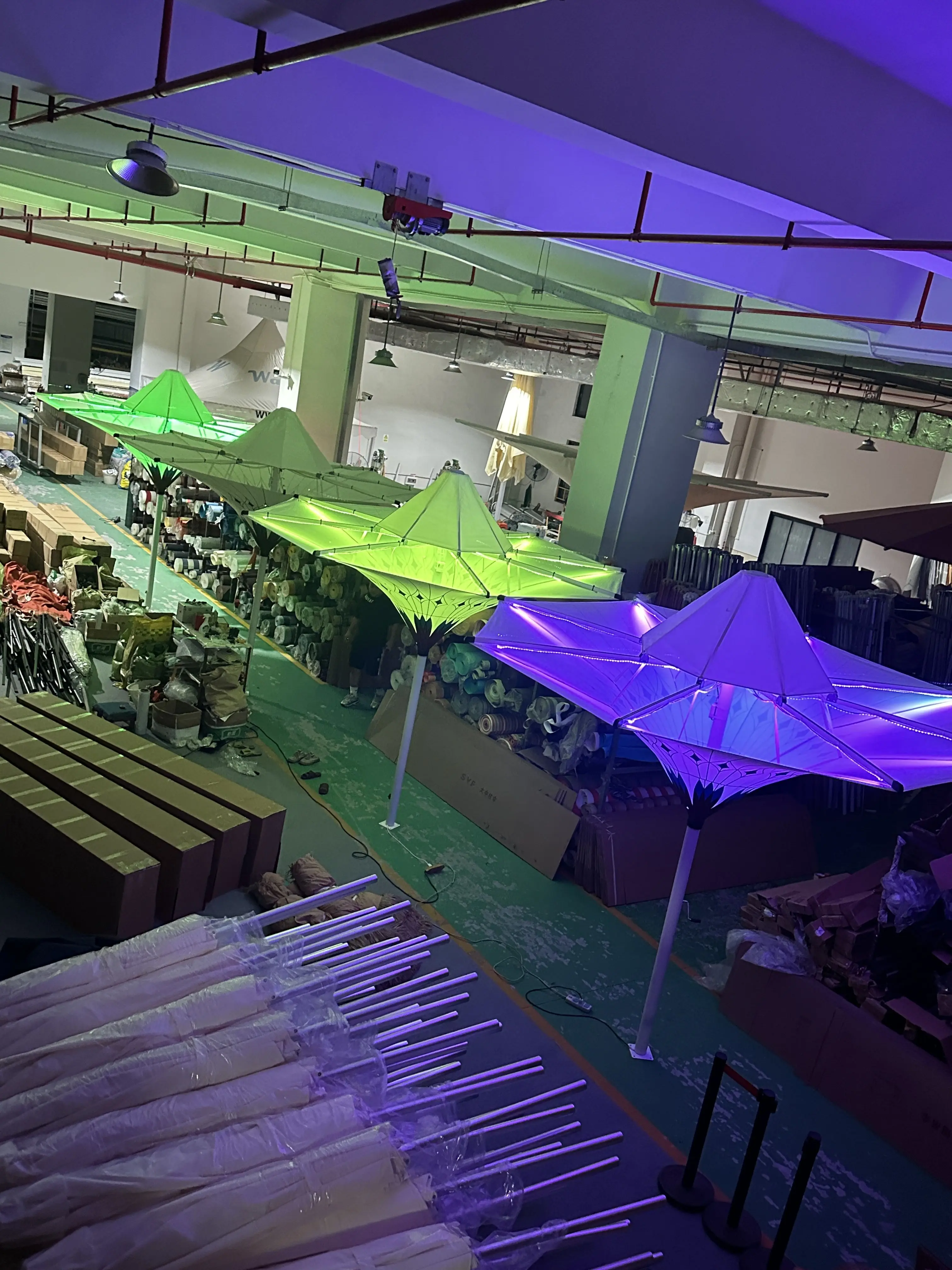 Trendy Unique Design Decorative Flower Shape Outdoor Patio Garden Pool Side Outside-in Upside Tulip Mushroom Inverted Umbrella