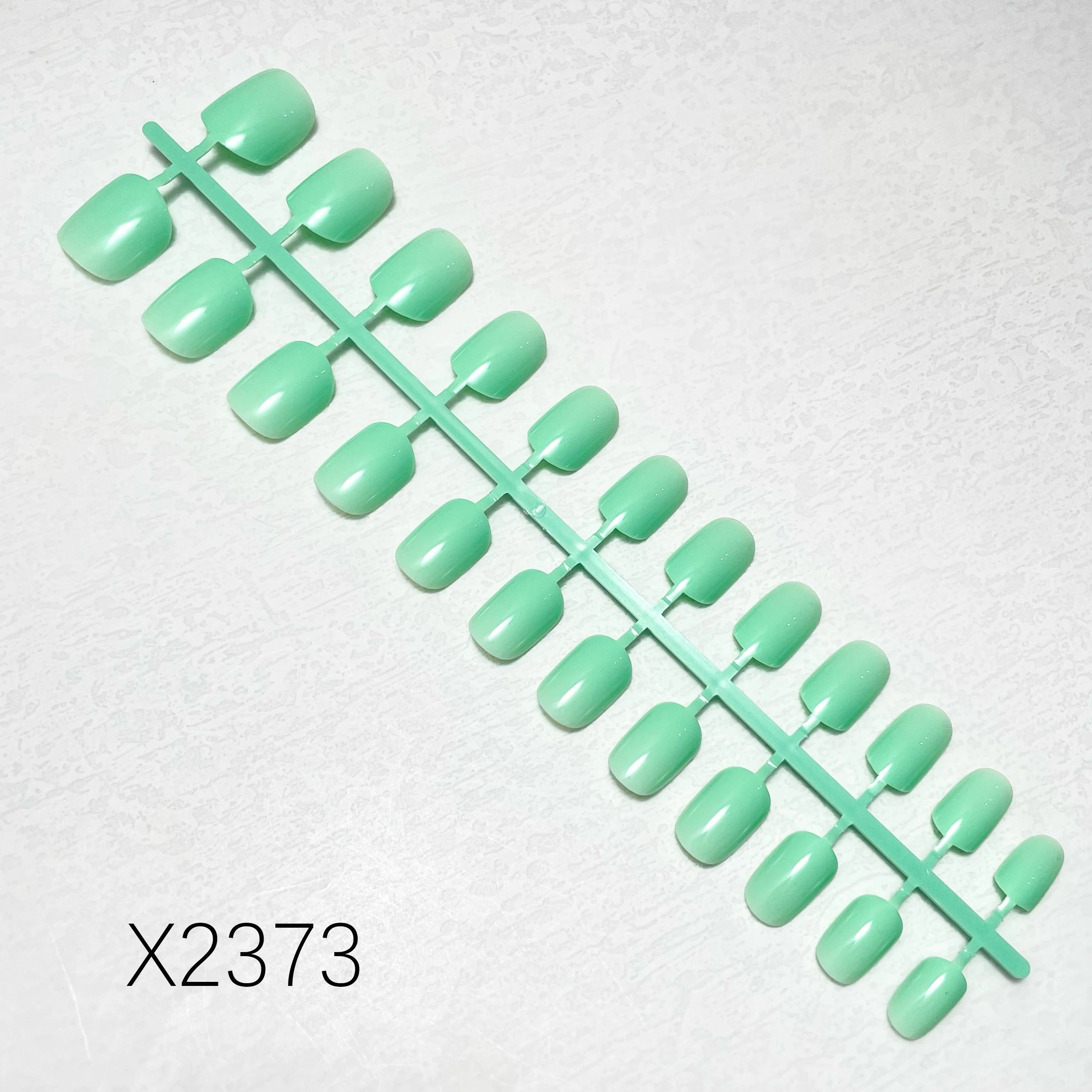 Green Summer Core Color Nail Tip ABS Material Press-On Design for Fingers Wholesale Artificial Nails with Packaging