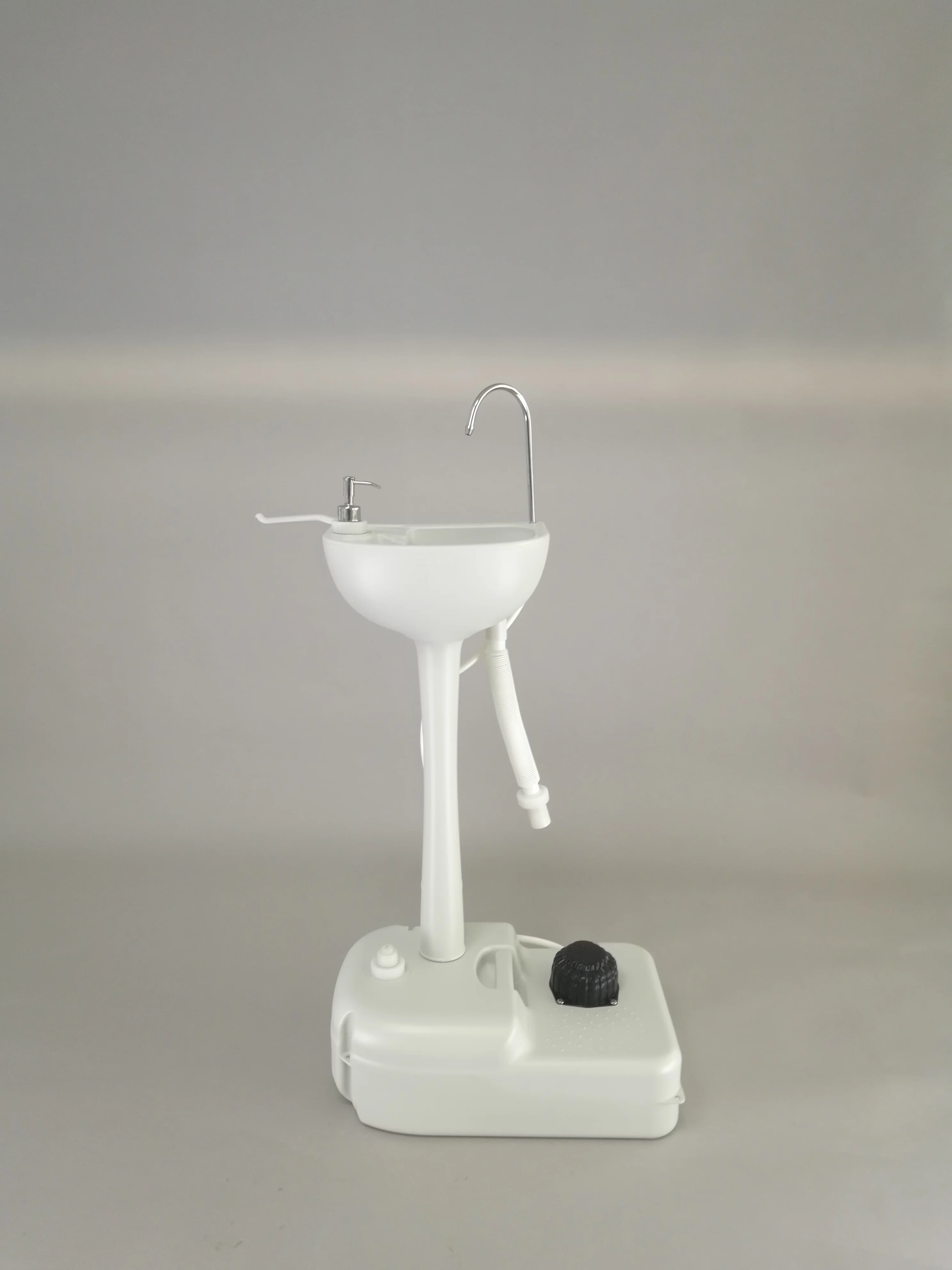 portable outdoor hand wash basin, movable washbasin, Simple leisure picnic site workshop pedal sink with water tank