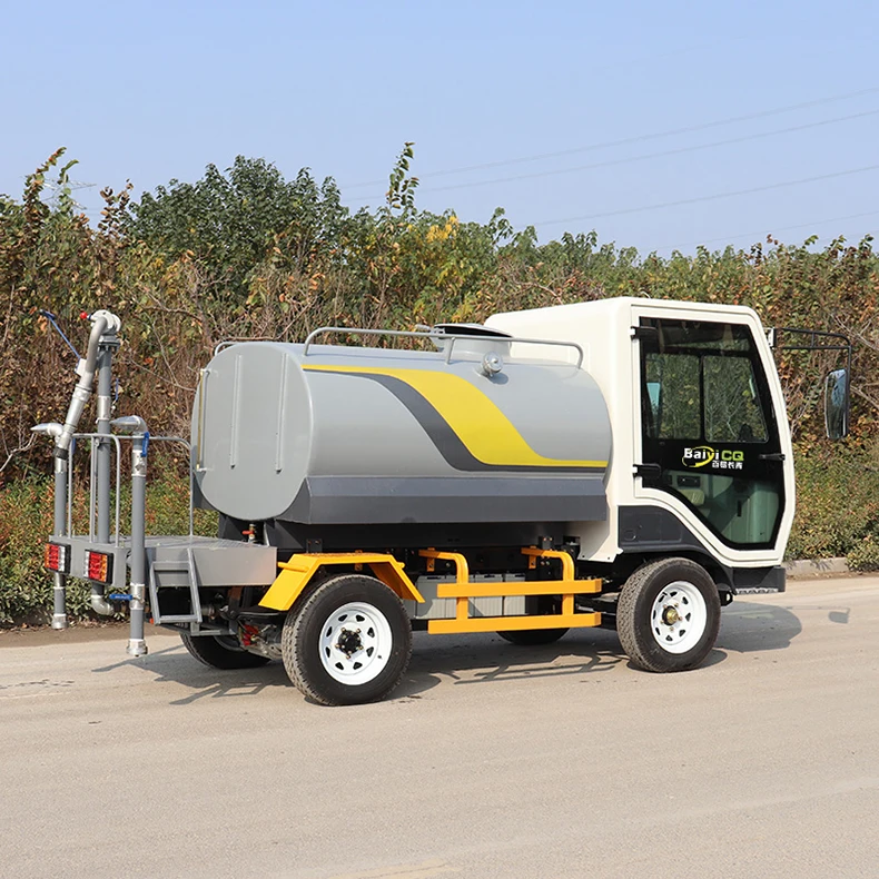 Bayi-X20  Factory Sell 4*2 Mini Small  Water Spray Sprinkler Tank Truck Wholesale For Easy Water Sprays