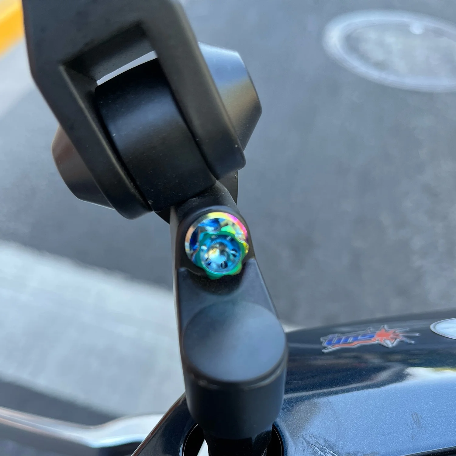 M6 M7 M8 M10 M19 M21 Motorcycle Grade 5 Hexagon Flange Bolts Din 6921 Hex Flange Head Titanium Bolts