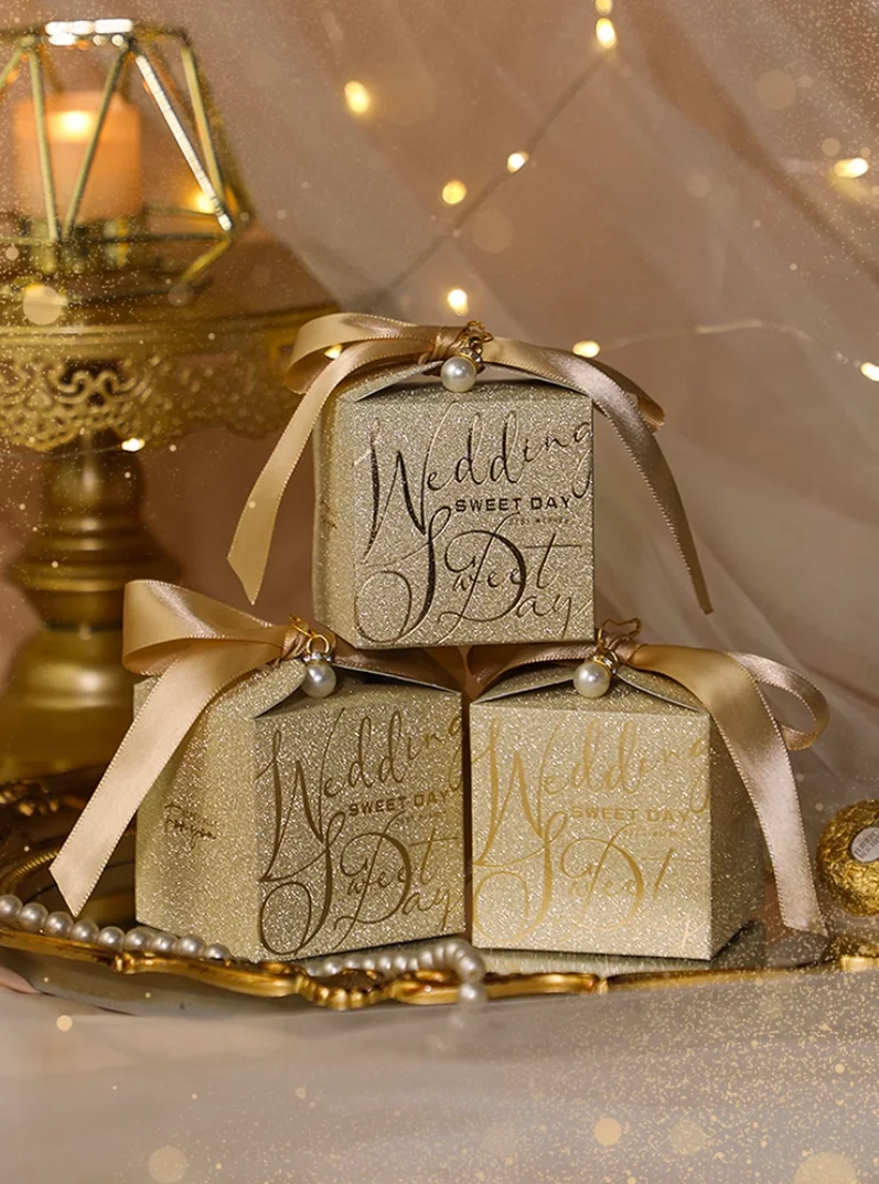 2023 Jumi New Arrival Small Wedding Candy Gift Box Luxury Glitter Favor Gift Box With Pearl And Ribbon For Guest