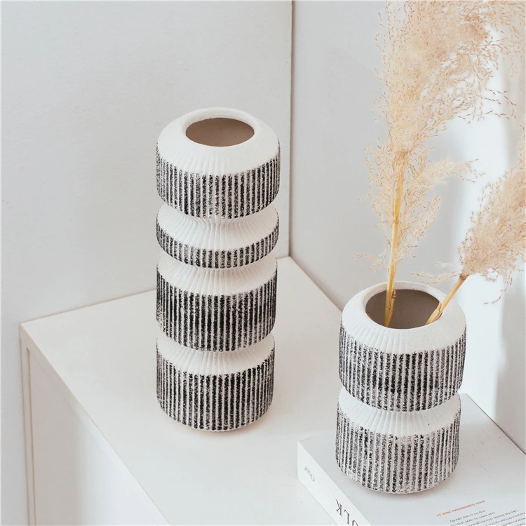 New design wholesale interior modern luxury hotel decoration pieces floral vase stripe ceramic vases for home decor