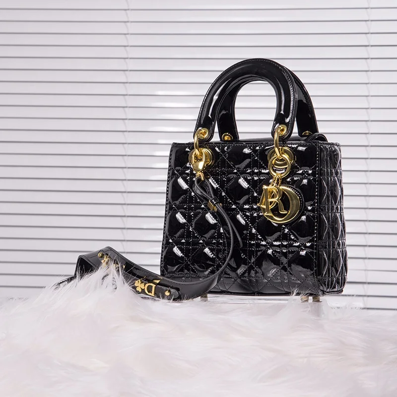 New Lingge Chain Single Shoulder Crossbody Bag