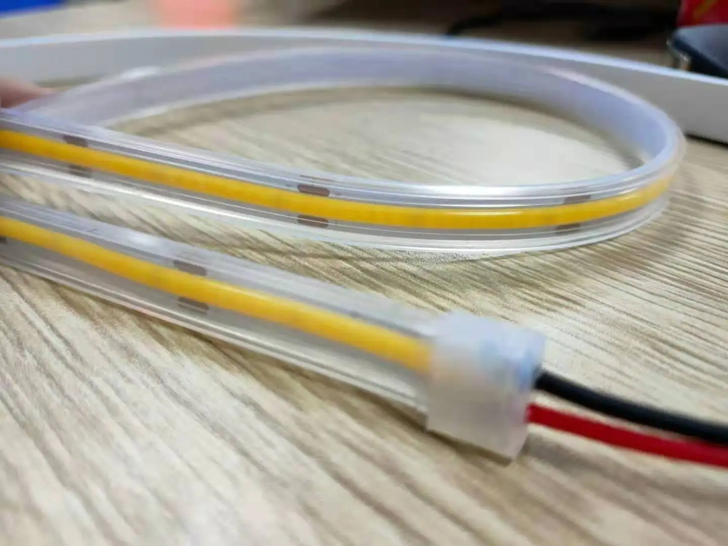 New Arrival Dotless CRI>90 8mm 11W 480leds 12V 24V 5m Flexible Cob LED Tape IP65 Outdoor Silicon Tube Waterproof COB LED Strip