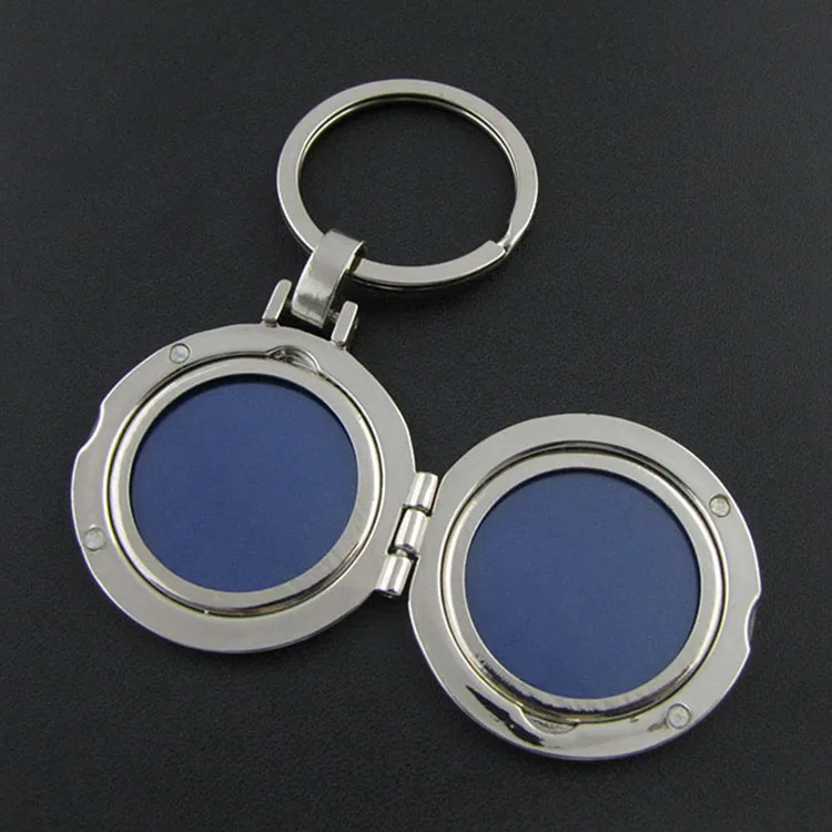 Custom  Silver Plated Metal Keychain  Engraveable  Folding Blank Metal Round Photo Frame Insert Key Chain