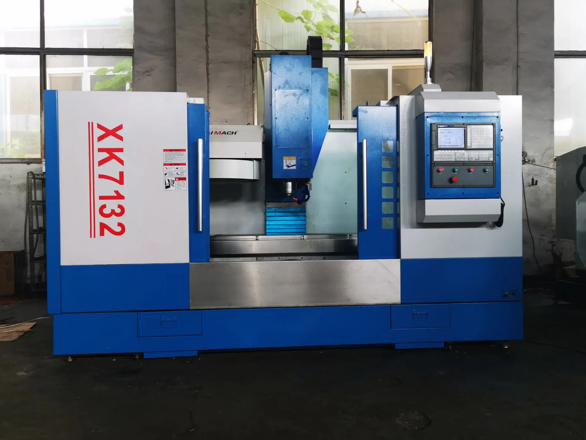 Большой стол XK7132 CNC фрезерный станок с 4 осями