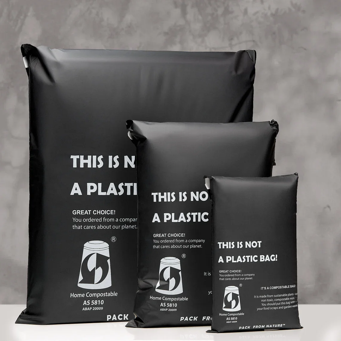 Custom Logo Clothing Packaging Mailing Bags,Black Polymailer Courier Shipping Envelope Mailer Bag