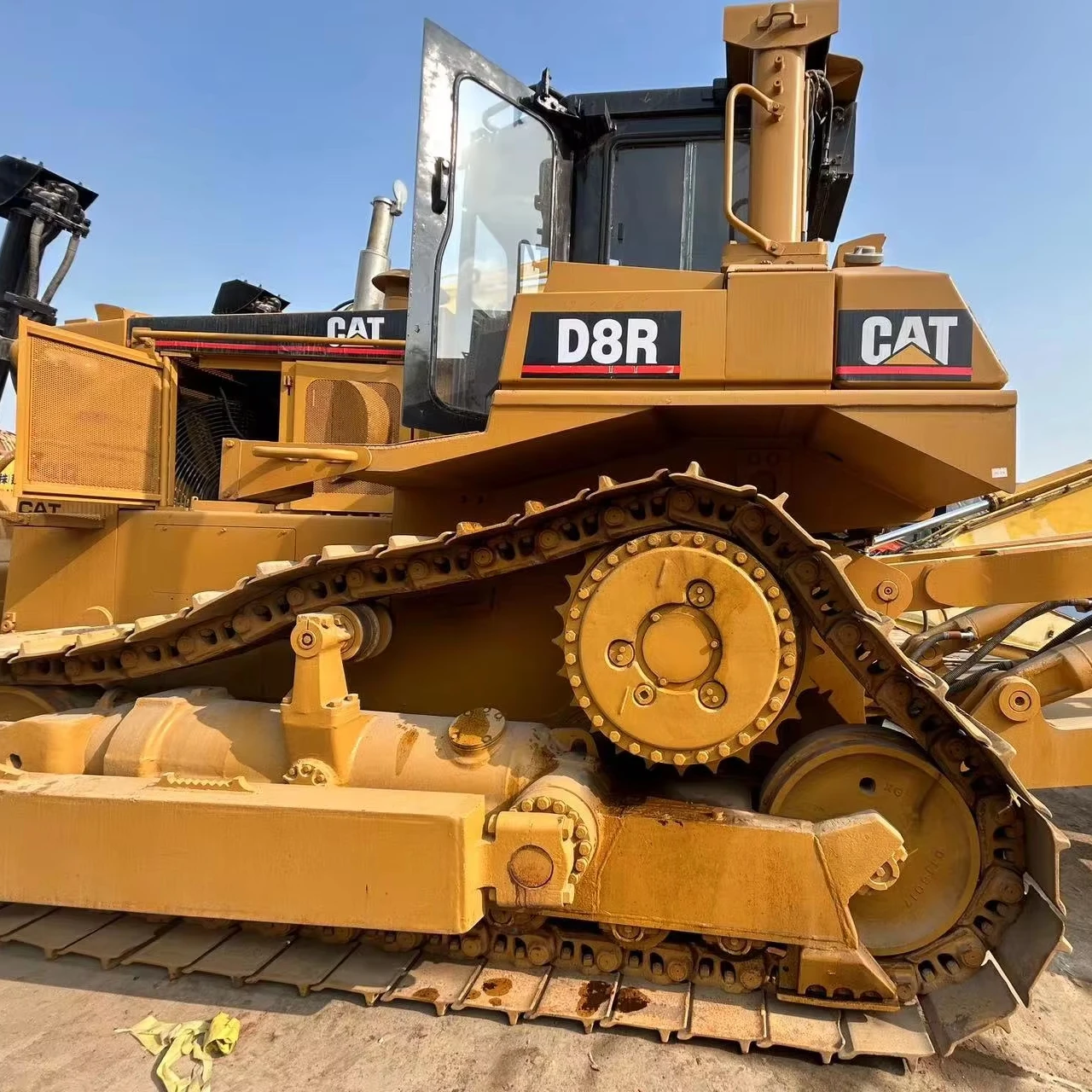 Гусеничный бульдозер Caterpillar CATD8R японский гусеничный по низкой цене б/у CAT D8r D7h в наличии