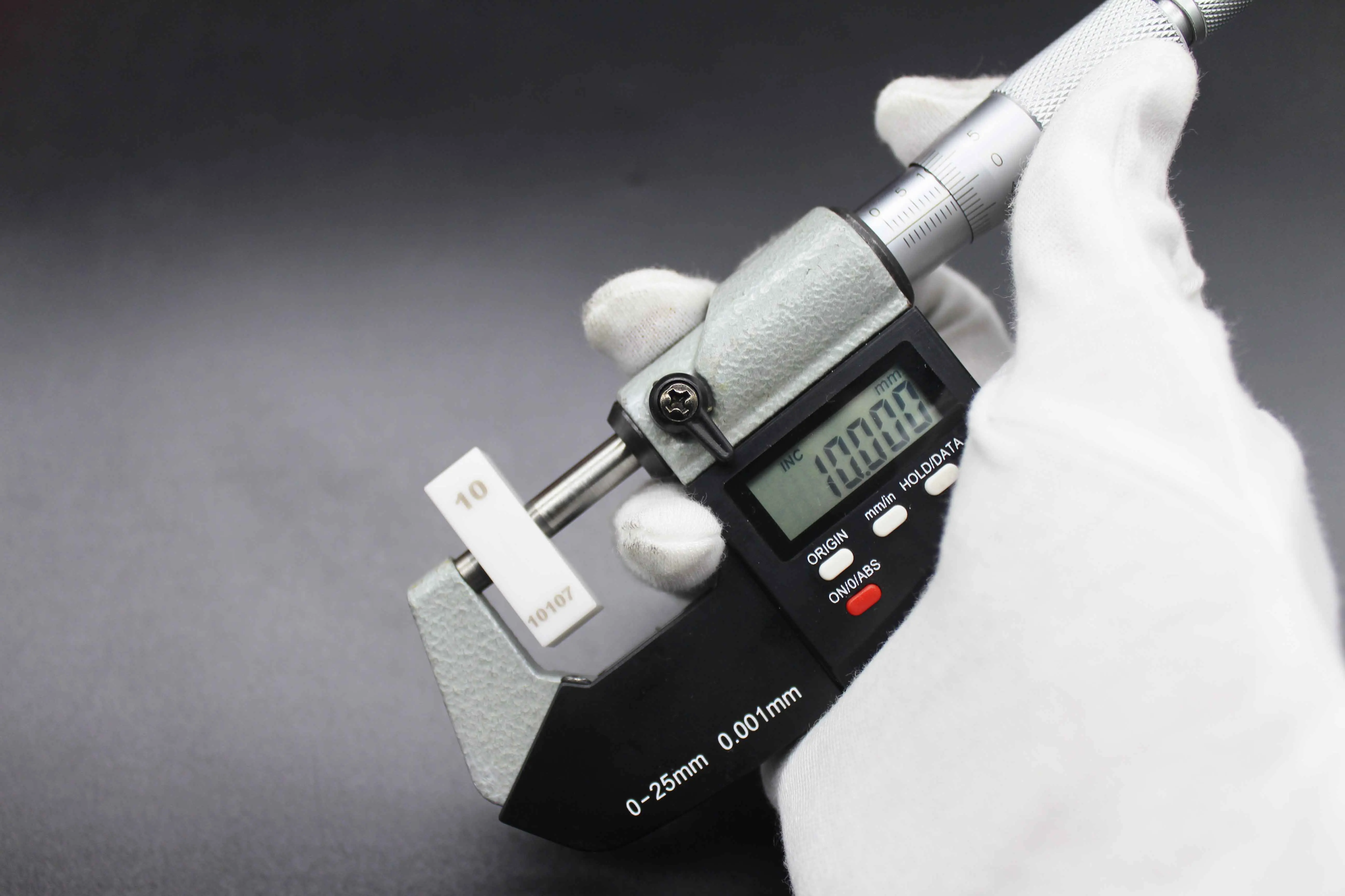 0-25mm 0.001mm high quality digital micrometer outside micrometer with big screen