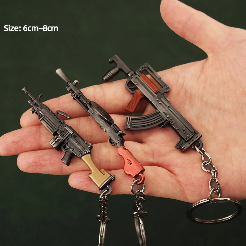 Custom Mini Metal Designer Game Cf Ak47 Keychain 3d Weapon Gun Model Key Chain Holder Car Bag Gun Key Ring Pendant