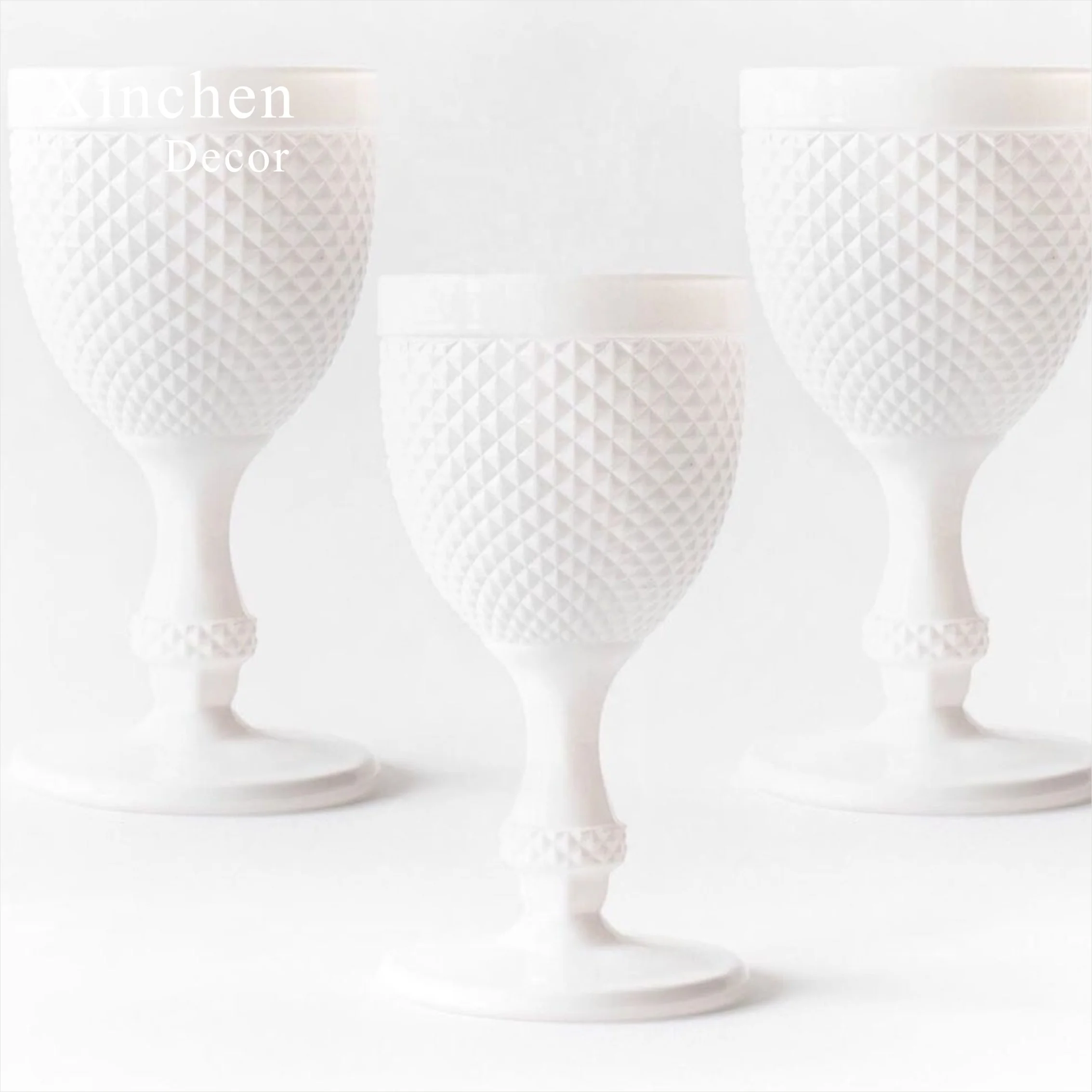 Wholesale Vintage Colored Glass Goblets Chic Diamond Wineglass For Party Event Decor