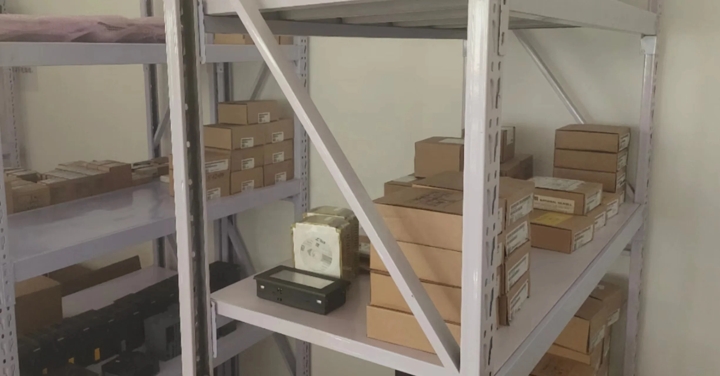 100% New 6ES7515-2FM02-0AB0 6ES7 515-2FM02-0AB0 CPU 1515F-2 PN SIMATIC S7-1500F Central Processing Unit