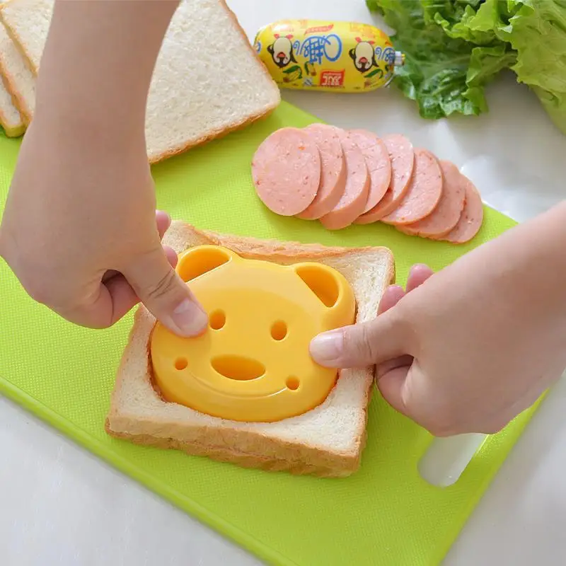 Kitchen Portable Little Bear Shape Sandwich Mold Bread Biscuit Device Cake Mold DIY Mold Cutter High Quality Creative Maker Tool