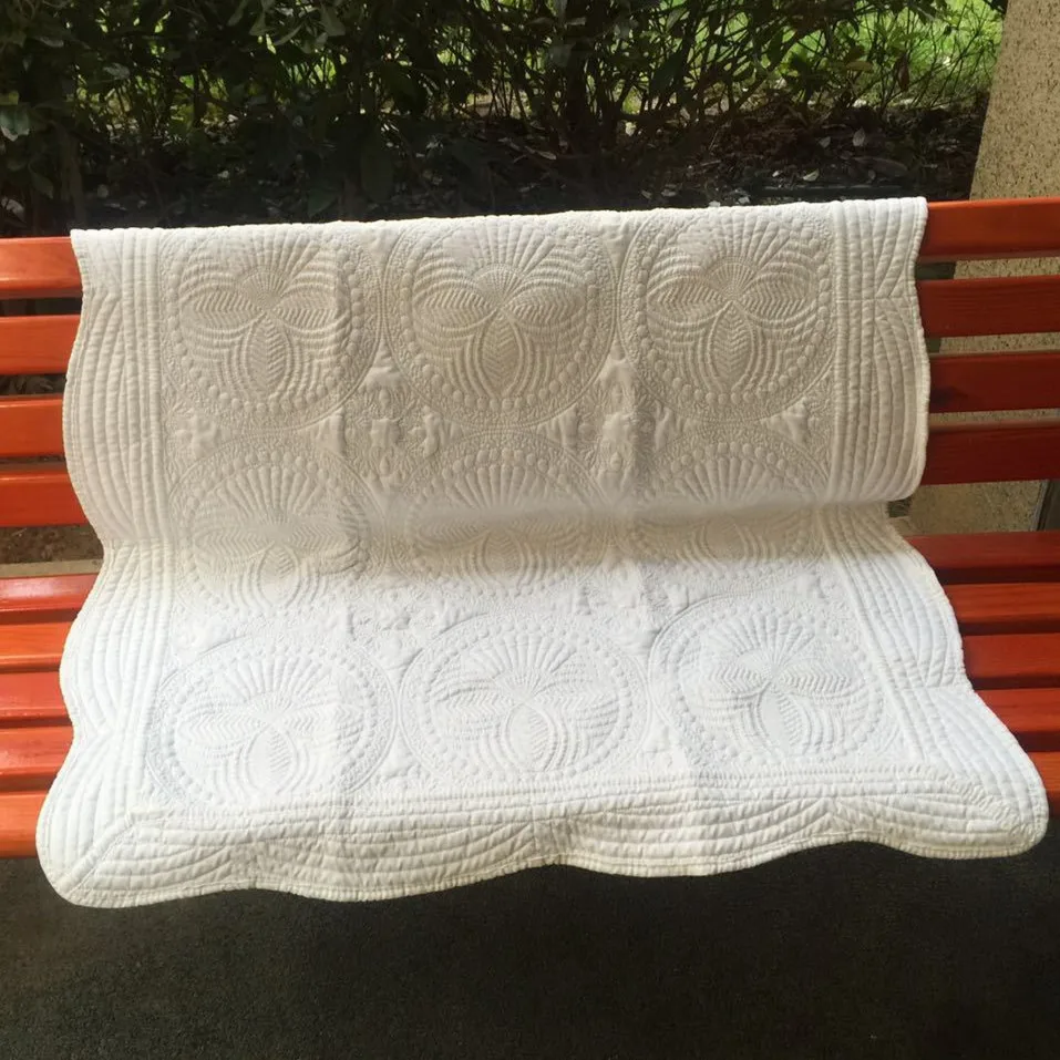 Wholesale Monogram Blank Cotton Baby Quilt Four Seasons Embossed Scalloped Throw Blanket Embossed Baby Quilt