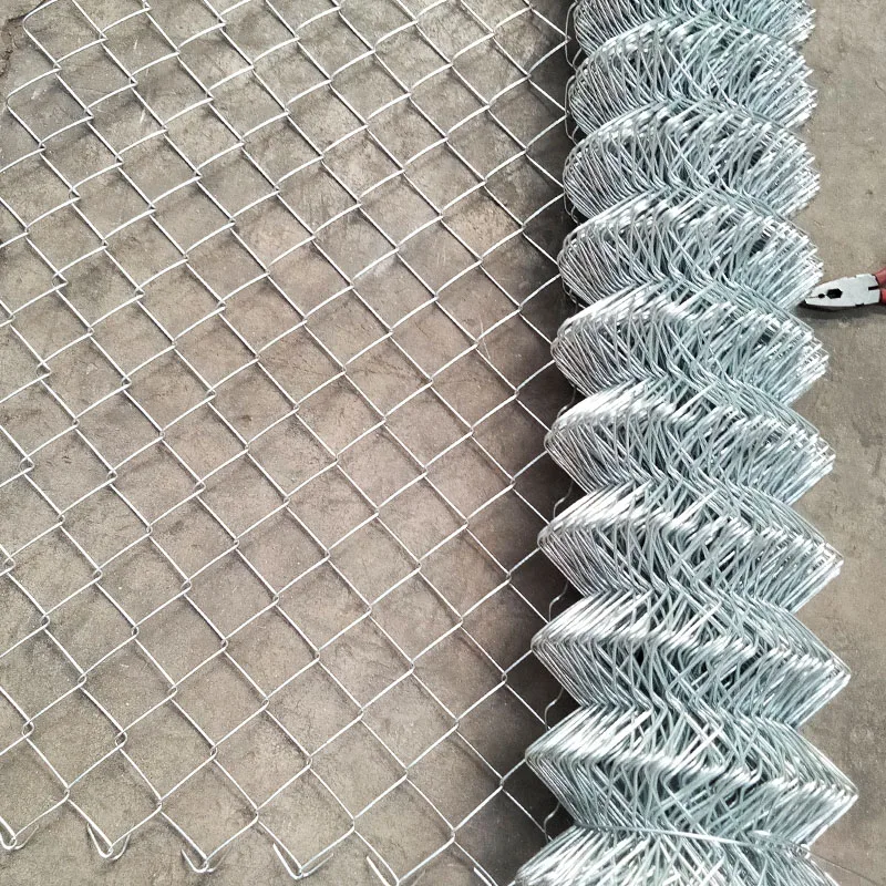 2 inch hole Tennis court fence Galvanized Steel Mesh PVC Coated Outdoor Garden Fence Privacy Cyclone Fence price
