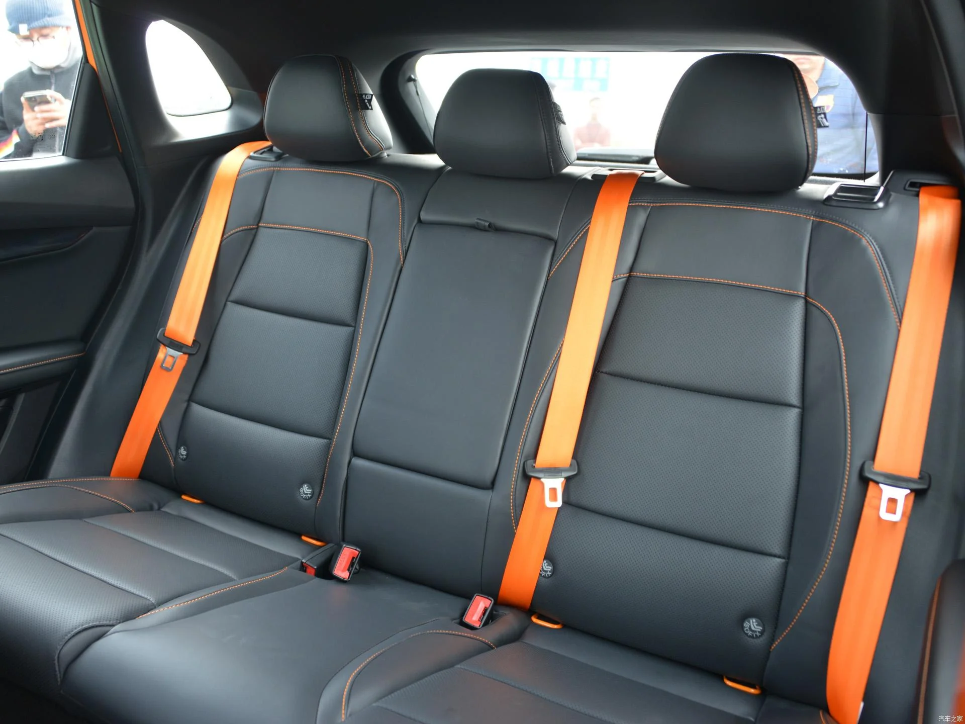 Cheap Cars In China MG ONE Alpha 1.5T Original New Electric Ride-on Car