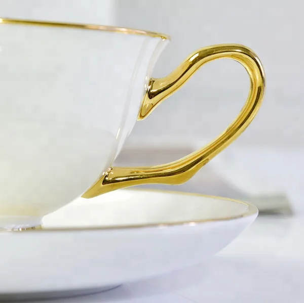 Factory Price 15 Pieces Coffee And Tea Set With Gold Tea Pot Sugar Bowl Milk Jug Cup And Saucer For Dubai