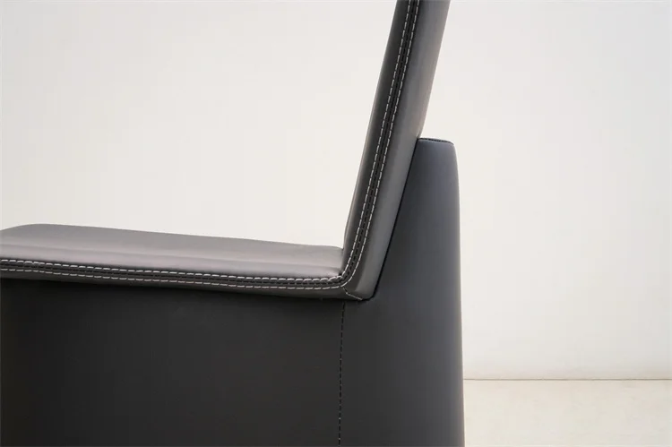 Hot Sale Luxury Russian Pine Wood Eco Leather Dine Chairs With Wheels Comfortable Solid Wood Dining Room Chair