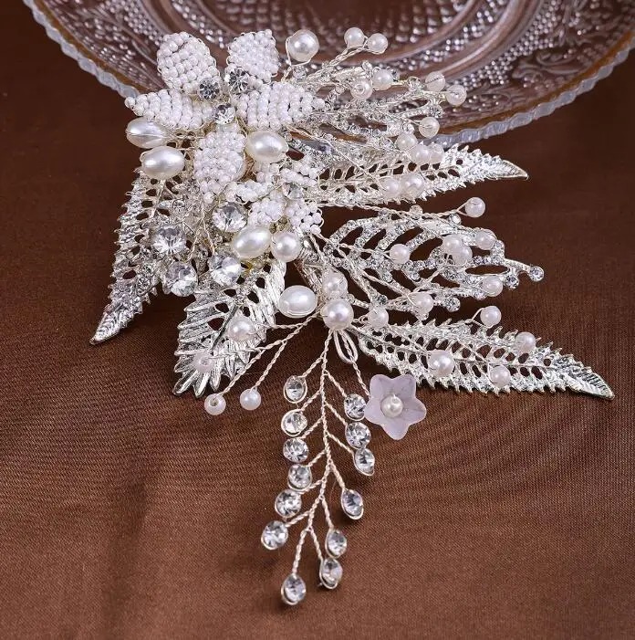 korean crystal brooch