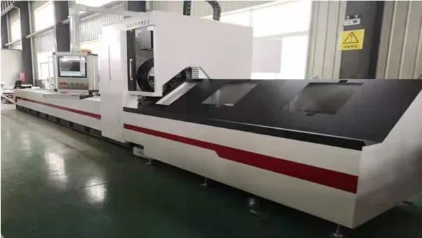5 Axis 6kw metal tube laser bevel cutting machine with rotating head