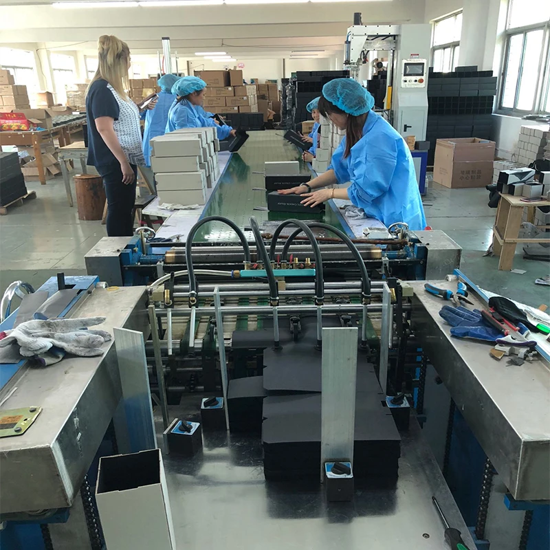 Luxury Glass Bottle Reed Diffuser with Rattan Sticks Decorative Aroma Spray for Home Car & Office Air Freshener for Hotels