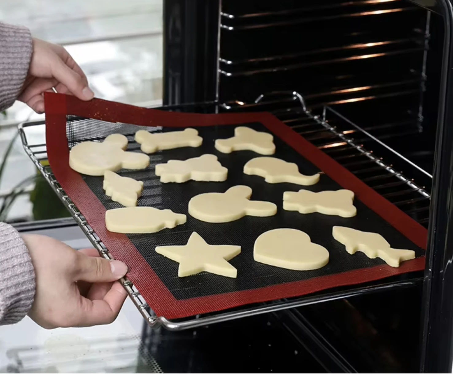 High Quality Silicone Bread Baking Mat Non Stick Oven Liner Perforated Steaming Mesh Pad For Full Size Cooking Sheet