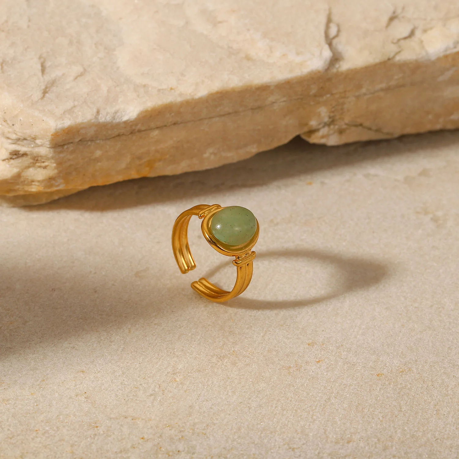 European and American 18K Gold Stainless Steel Inlaid Flower Emerald Zircon Opening Ring for Woman