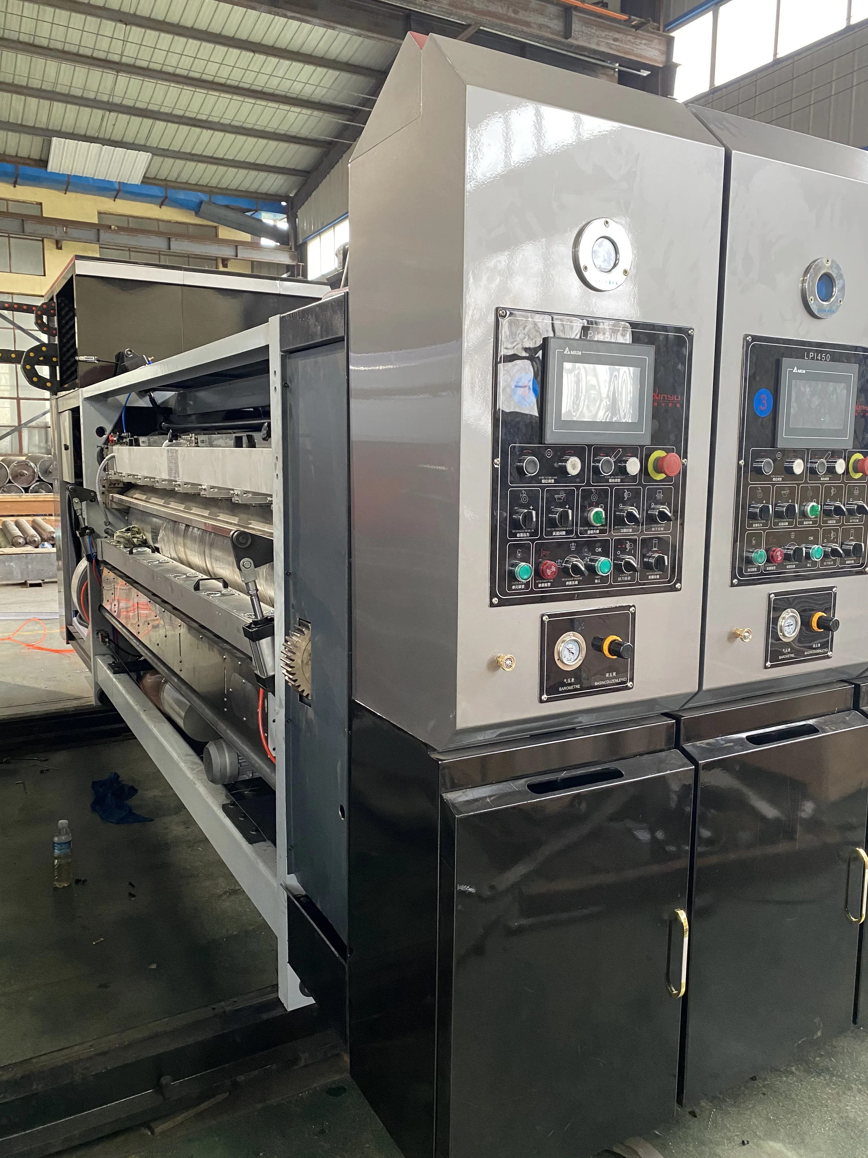 Automatic high speed 4 color corrugated paperboard printing slotting die-cutting machine