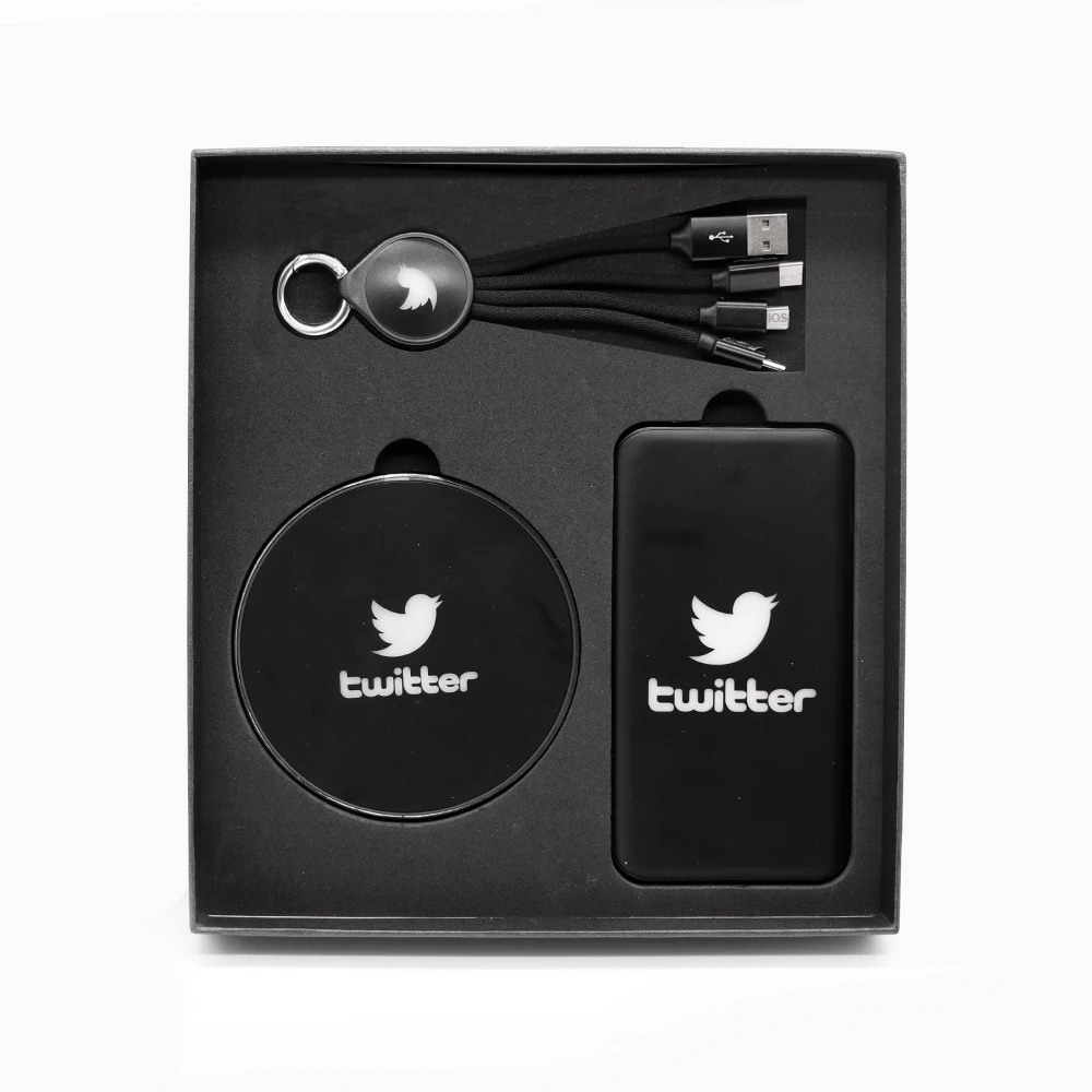 Promotional Gift Items 2023 power bank phone charger Best Corporate Gift for Business Wedding Birthday Giveaways