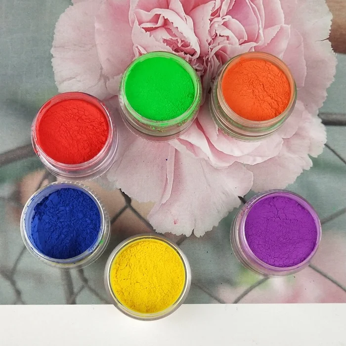 wholesale High Quality neon eyeshadow pigments 7 Colors per Set