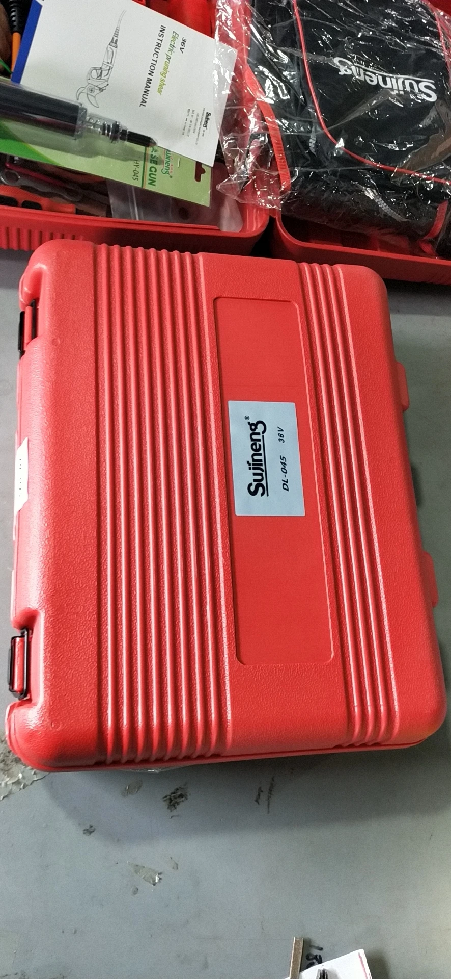 china sujineng custom professional garden battery powered charge electric tree pruning shears