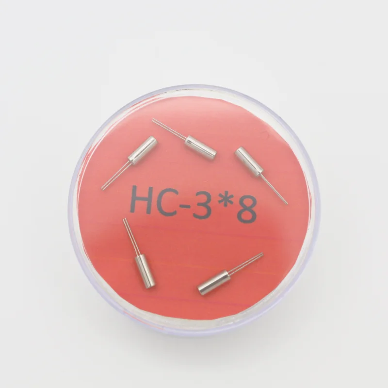 DIP ceramic resonator SMD quartz crystal oscillator dip 3*8 manufacturer