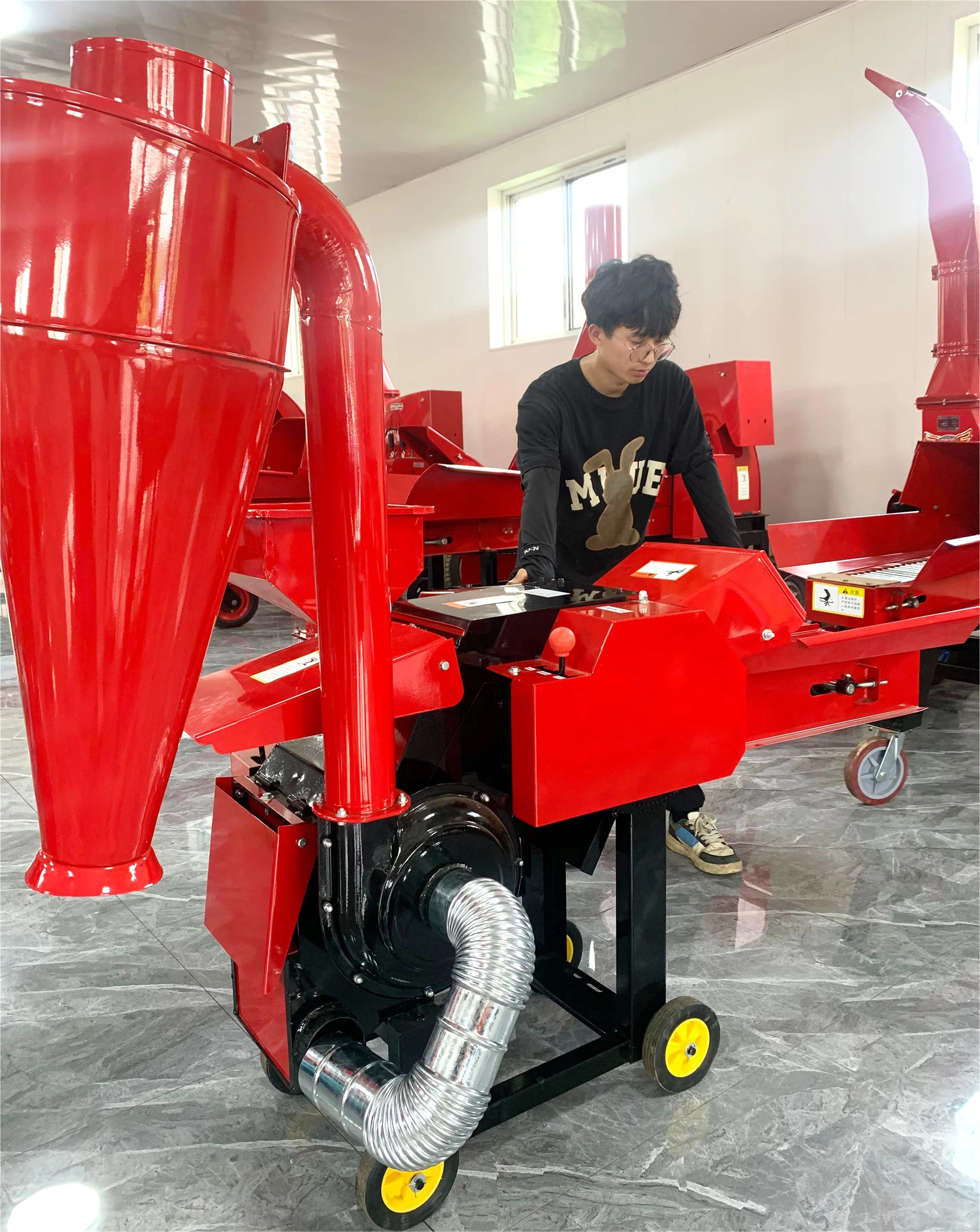 Automatic Feed hay Straw Silage Cutter Chaff Cutter Machine Animal Feed Farm Forage Grass Chopper Crusher Machine 4800kg/h